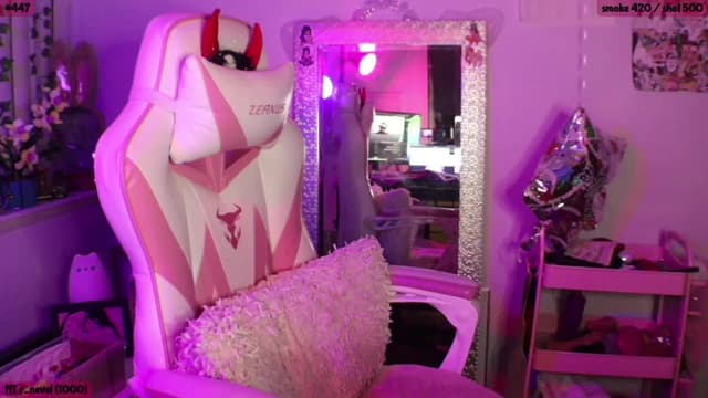 Gallery image thumbnail from SeySo's myfreecams stream on, 03/25/2023, 03:51 image 11 of 20