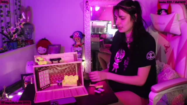 Gallery image thumbnail from SeySo's myfreecams stream on, 03/27/2023, 04:14 image 20 of 20
