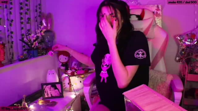 Gallery image thumbnail from SeySo's myfreecams stream on, 03/27/2023, 04:14 image 8 of 20
