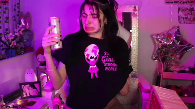 Gallery image thumbnail from SeySo's myfreecams stream on, 03/27/2023, 04:14 image 6 of 20