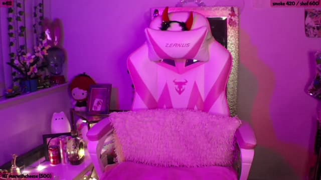 Gallery image thumbnail from SeySo's myfreecams stream on, 03/27/2023, 04:24 image 12 of 20