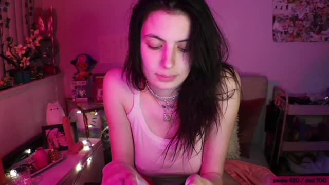 Gallery image thumbnail from SeySo's myfreecams stream on, 04/12/2023, 07:44 image 10 of 20