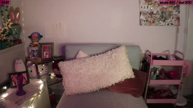 Gallery image thumbnail from SeySo's myfreecams stream on, 04/16/2023, 01:25 image 8 of 20