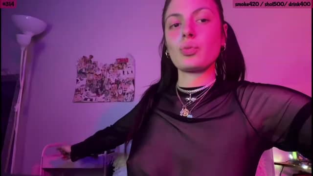 Gallery image thumbnail from SeySo's myfreecams stream on, 04/26/2023, 04:13 image 18 of 20