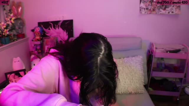 Gallery image thumbnail from SeySo's myfreecams stream on, 05/08/2023, 07:42 image 8 of 20