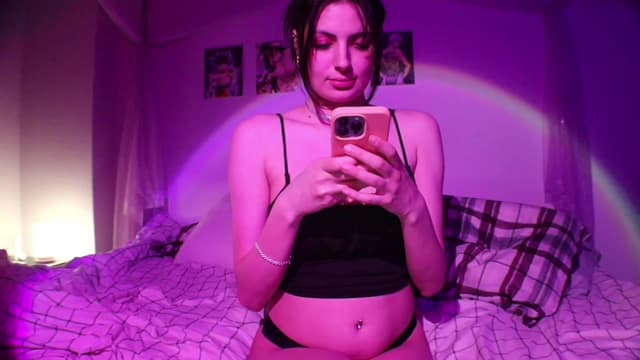 Gallery image thumbnail from SeySo's myfreecams stream on, 05/10/2023, 07:53 image 13 of 20