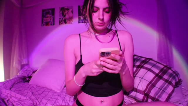 Gallery image thumbnail from SeySo's myfreecams stream on, 05/10/2023, 07:53 image 2 of 20