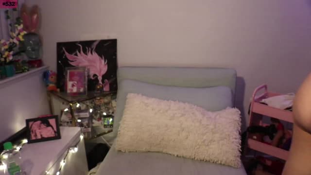Gallery image thumbnail from SeySo's myfreecams stream on, 06/09/2023, 02:42 image 12 of 20