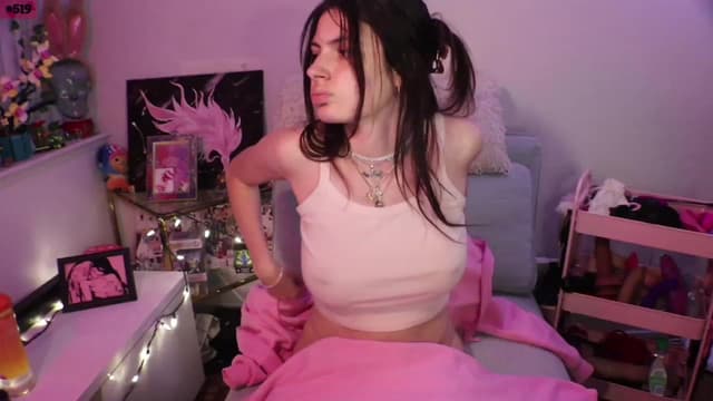 Gallery image thumbnail from SeySo's myfreecams stream on, 06/10/2023, 01:54 image 3 of 20