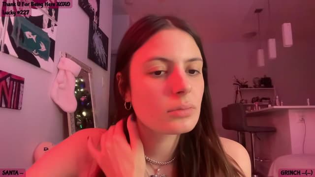 Gallery image thumbnail from Seynt's myfreecams stream on, 12/18/2023, 06:30 image 5 of 20
