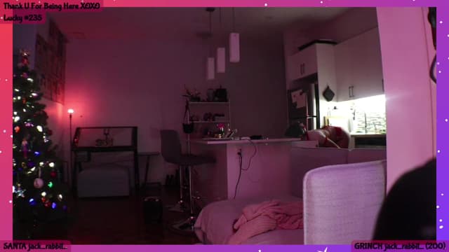 Gallery image thumbnail from Seynt's myfreecams stream on, 12/19/2023, 10:03 image 16 of 20