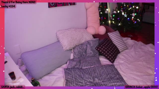 Gallery image thumbnail from Seynt's myfreecams stream on, 12/22/2023, 07:31 image 14 of 20