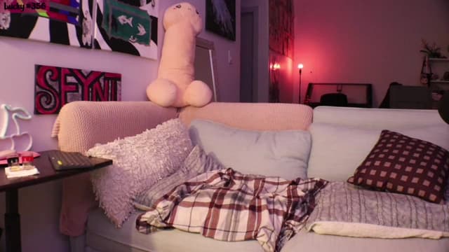 Gallery image thumbnail from Seynt's myfreecams stream on, 01/15/2024, 05:24 image 17 of 20