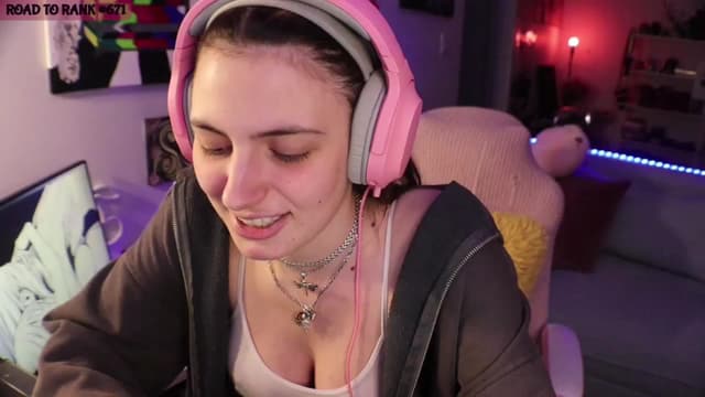 Gallery image thumbnail from Seynt's myfreecams stream on, 04/26/2024, 02:53 image 11 of 20