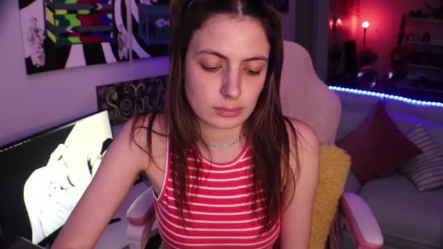 Gallery image thumbnail from Seynt's myfreecams stream on, 06/14/2024, 01:21 image 8 of 20