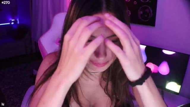 Gallery image thumbnail from Seynt's myfreecams stream on, 09/24/2024, 05:16 image 5 of 20