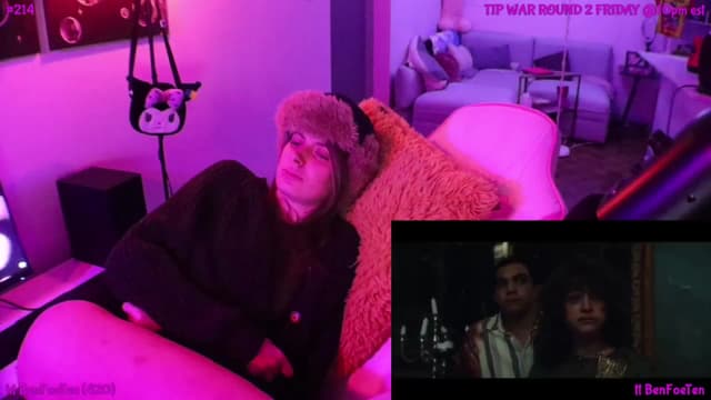 Gallery image thumbnail from Seynt's myfreecams stream on, 10/11/2024, 03:58 image 18 of 20
