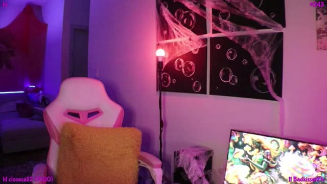 Gallery image thumbnail from Seynt's myfreecams stream on, 10/18/2024, 05:52 image 11 of 20