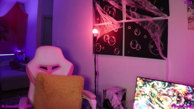 Gallery image thumbnail from Seynt's myfreecams stream on, 10/18/2024, 05:52 image 8 of 20