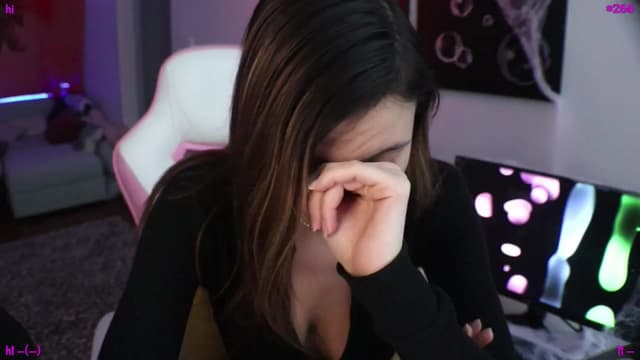 Gallery image thumbnail from Seynt's myfreecams stream on, 10/24/2024, 21:32 image 7 of 20