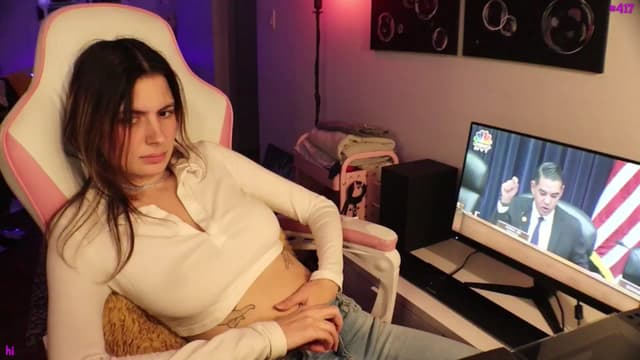 Gallery image thumbnail from Seynt's myfreecams stream on, 11/20/2024, 02:46 image 15 of 20