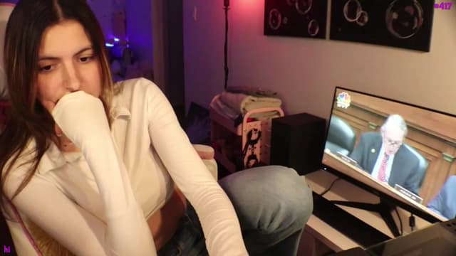 Gallery image thumbnail from Seynt's myfreecams stream on, 11/20/2024, 02:46 image 17 of 20