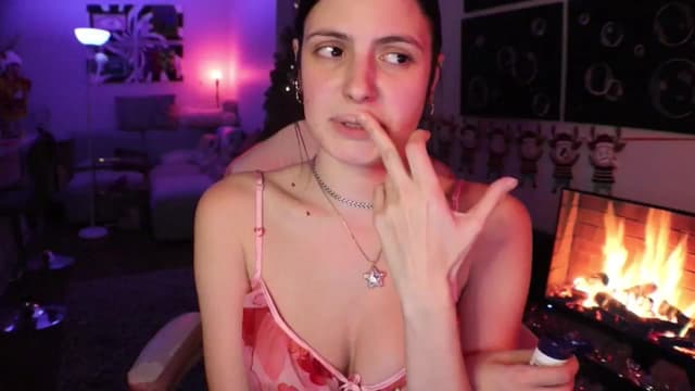 Gallery image thumbnail from Seynt's myfreecams stream on, 12/22/2024, 09:06 image 11 of 20