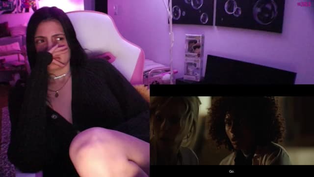 Gallery image thumbnail from Seynt's myfreecams stream on, 01/14/2025, 10:23 image 17 of 20