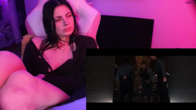 Gallery image thumbnail from Seynt's myfreecams stream on, 01/23/2025, 09:48 image 2 of 20
