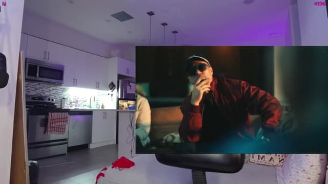 Gallery image thumbnail from Seynt's myfreecams stream on, 04/03/2025, 03:01 image 13 of 20