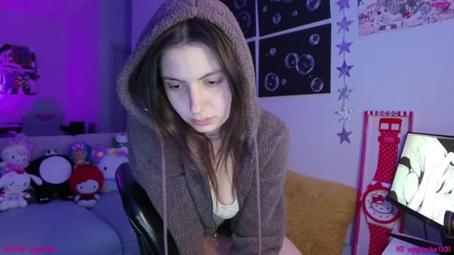 Gallery image thumbnail from Seynt's myfreecams stream on, 05/04/2025, 07:07 image 16 of 20