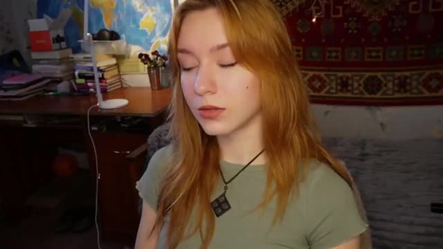 Gallery image thumbnail from Sia_A's myfreecams stream on, 04/09/2025, 11:08 image 6 of 20