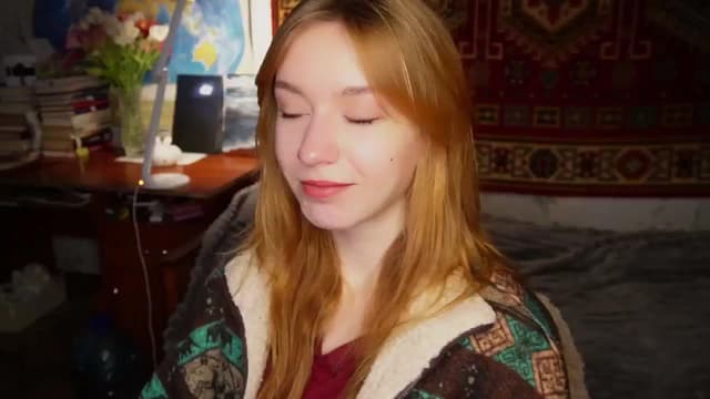 Gallery image thumbnail from Sia_A's myfreecams stream on, 05/18/2025, 12:17 image 14 of 20
