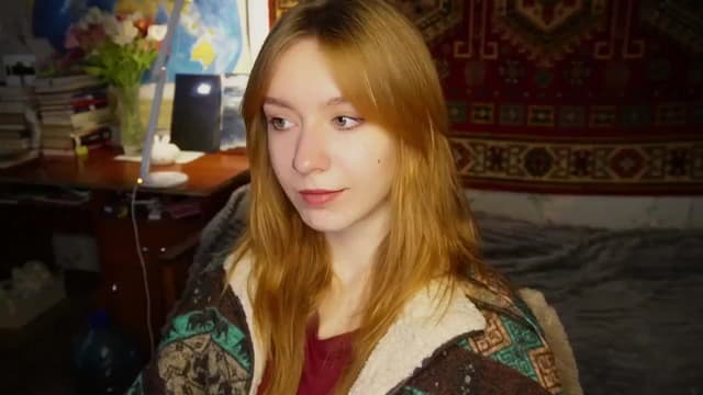 Gallery image thumbnail from Sia_A's myfreecams stream on, 05/18/2025, 12:17 image 12 of 20