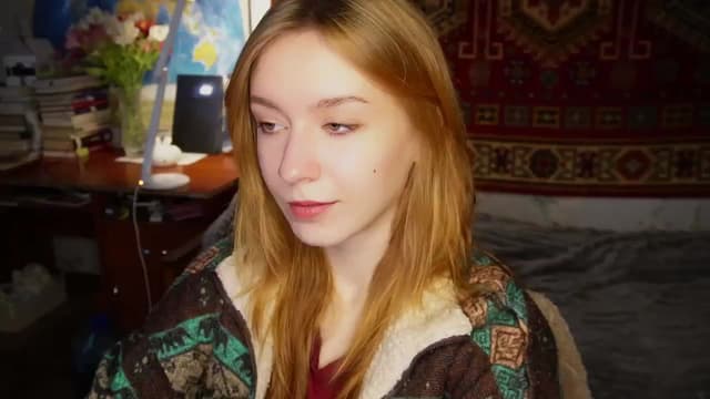Gallery image thumbnail from Sia_A's myfreecams stream on, 05/18/2025, 12:17 image 10 of 20