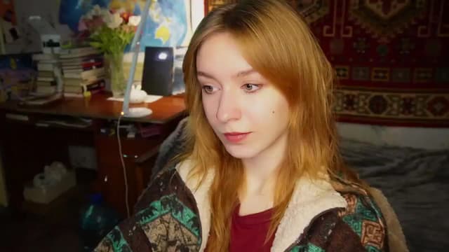 Gallery image thumbnail from Sia_A's myfreecams stream on, 05/18/2025, 12:17 image 4 of 20