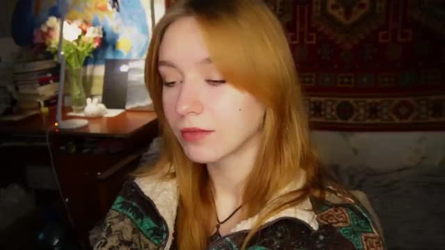 Gallery image thumbnail from Sia_A's myfreecams stream on, 05/19/2025, 11:48 image 10 of 20