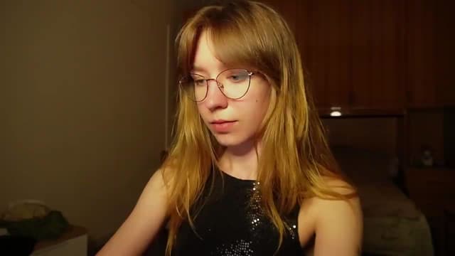 Gallery image thumbnail from Sia_A's myfreecams stream on, 07/02/2026, 22:59 image 10 of 20