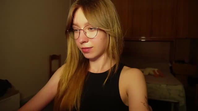 Gallery image thumbnail from Sia_A's myfreecams stream on, 07/12/2026, 23:33 image 20 of 20