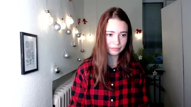 Gallery image thumbnail from Sia_X's myfreecams stream on, 12/01/2022, 10:45 image 16 of 20