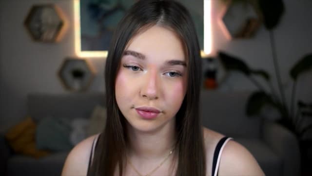Gallery image thumbnail from Sisii's myfreecams stream on, 04/13/2026, 20:03 image 4 of 20