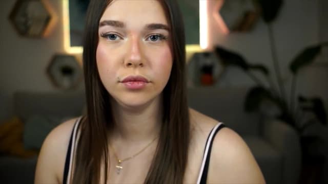Gallery image thumbnail from Sisii's myfreecams stream on, 04/13/2026, 20:03 image 17 of 20