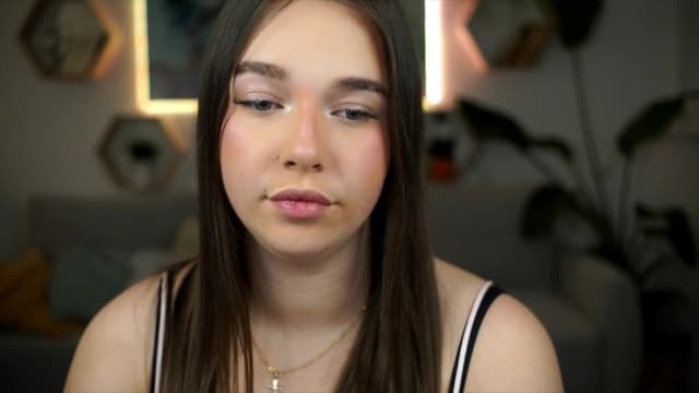 Gallery image thumbnail from Sisii's myfreecams stream on, 04/13/2026, 20:03 image 19 of 20