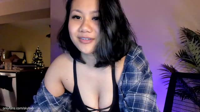 Gallery image thumbnail from SkyB_'s myfreecams stream on, 01/28/2023, 01:43 image 9 of 20
