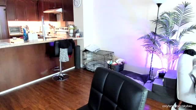 Gallery image thumbnail from SkyB_'s myfreecams stream on, 09/03/2023, 22:34 image 5 of 20