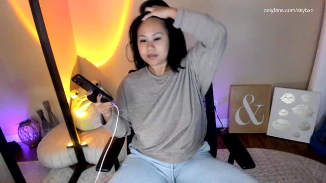 Gallery image thumbnail from SkyB_'s myfreecams stream on, 10/19/2023, 03:03 image 18 of 20