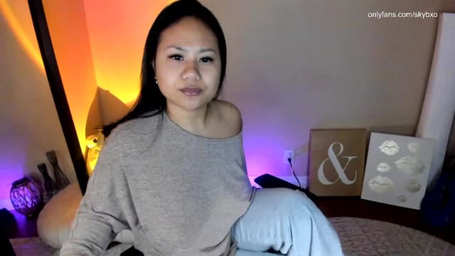 Gallery image thumbnail from SkyB_'s myfreecams stream on, 10/19/2023, 03:03 image 1 of 20