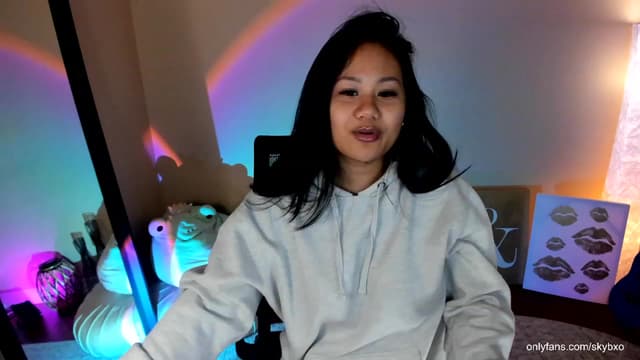 Gallery image thumbnail from SkyB_'s myfreecams stream on, 10/29/2023, 02:15 image 11 of 20