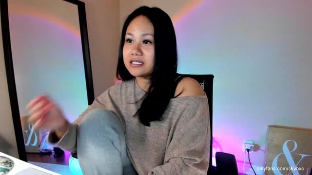 Gallery image thumbnail from SkyB_'s myfreecams stream on, 10/29/2023, 03:19 image 3 of 20