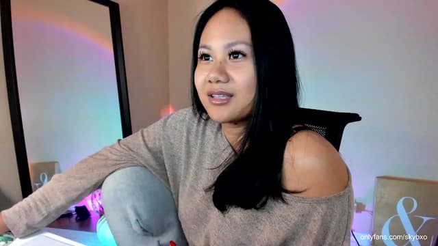 Gallery image thumbnail from SkyB_'s myfreecams stream on, 10/29/2023, 03:19 image 2 of 20